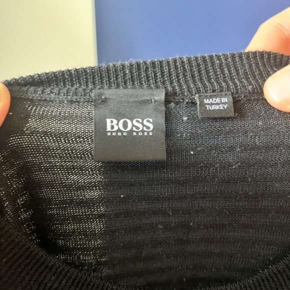 Hugo Boss Sweater - Picture 3 of 4